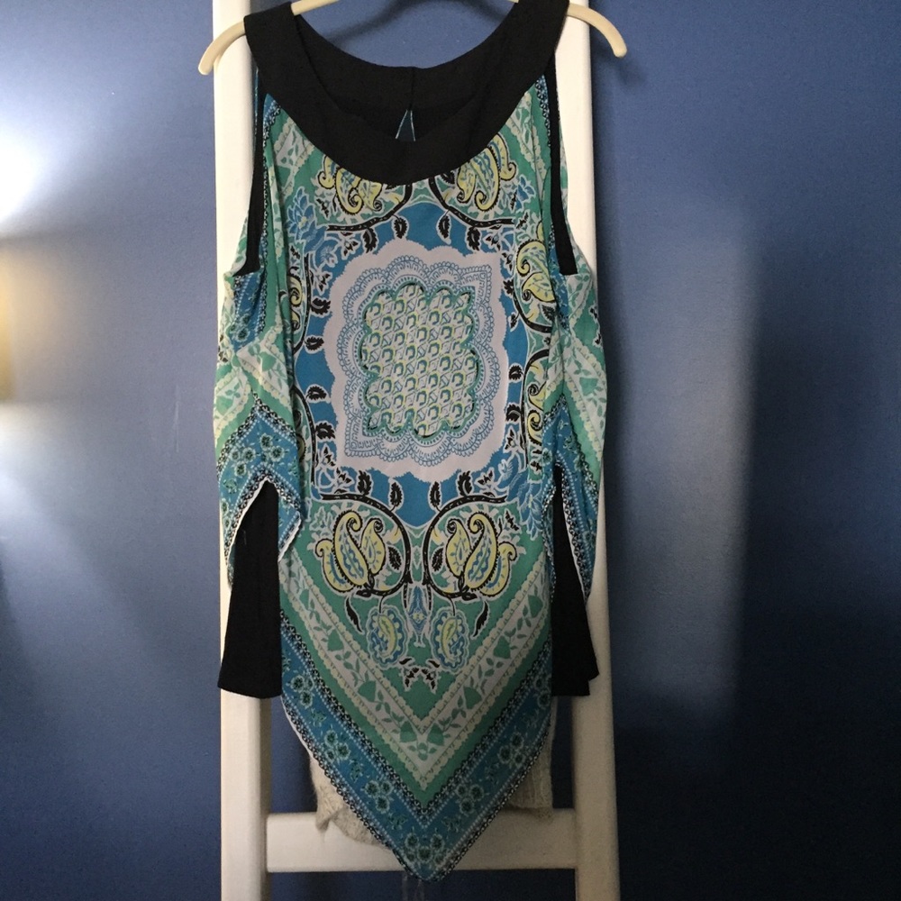 “Handkerchief” style shirt blouse